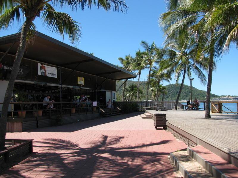 Nomads Magnetic Island Hostel Nelly Bay Exterior foto